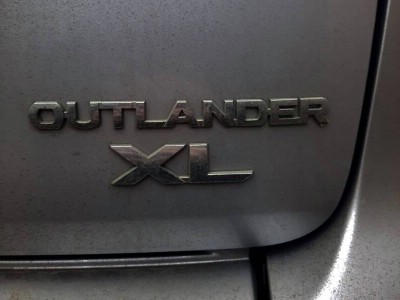 Установка лобового стекла Mitsubishi Outlander XL 2007-2013