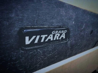 Установка лобового стекла Suzuki Grand Vitara 2005-
