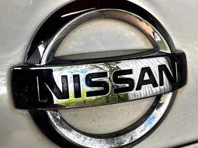 Установка лобового стекла Nissan Qashqai 2006-2013