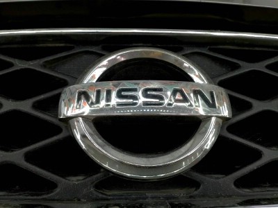 Установка лобового стекла Nissan X-Trail T31 2007-