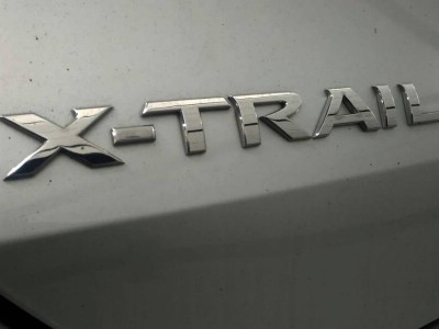 Установка лобового стекла Nissan X-trail T32 2013-