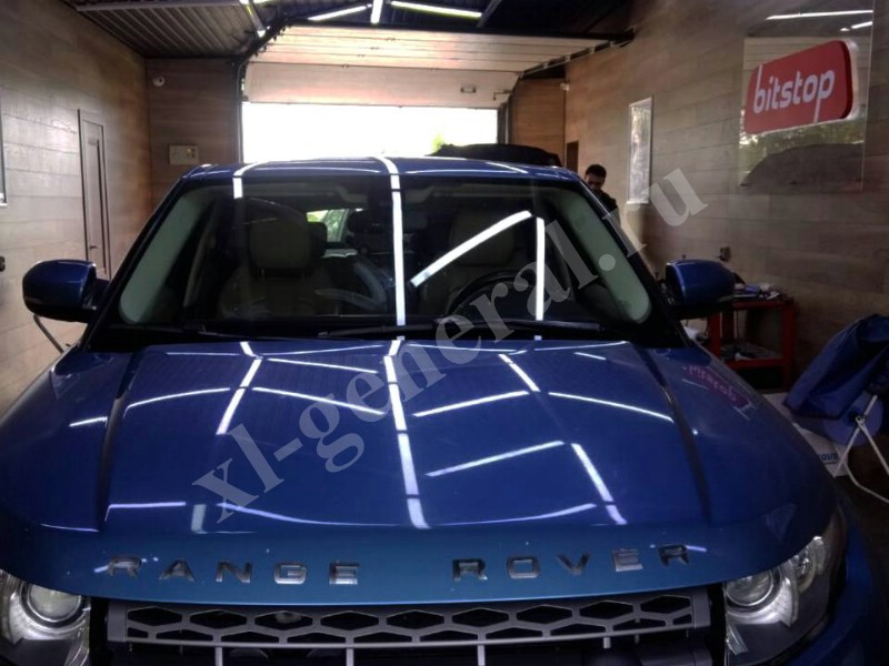 Установка австостекла Range Rover Evoque 2011-