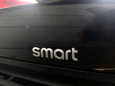 Установка лобового стекла Smart Roadster -